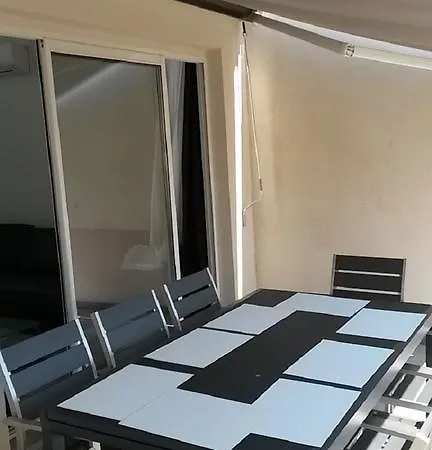 Safranier Townhouse