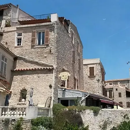 Appartement Safranier Townhouse