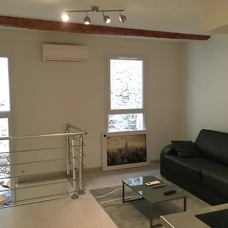 Appartement Safranier Townhouse *