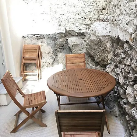 Safranier Townhouse *